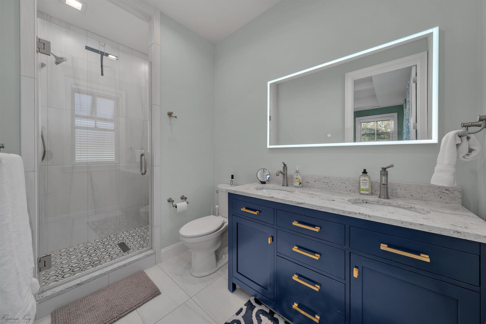 739 Broadway - Image 10