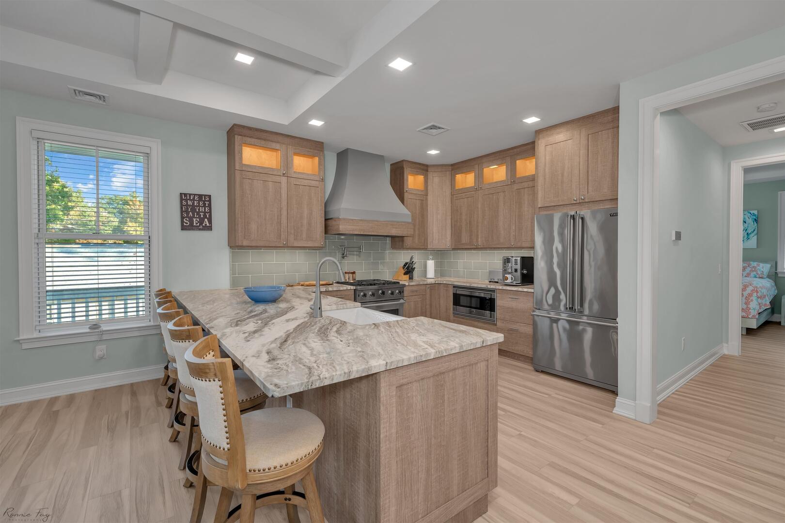 739 Broadway - Image 13