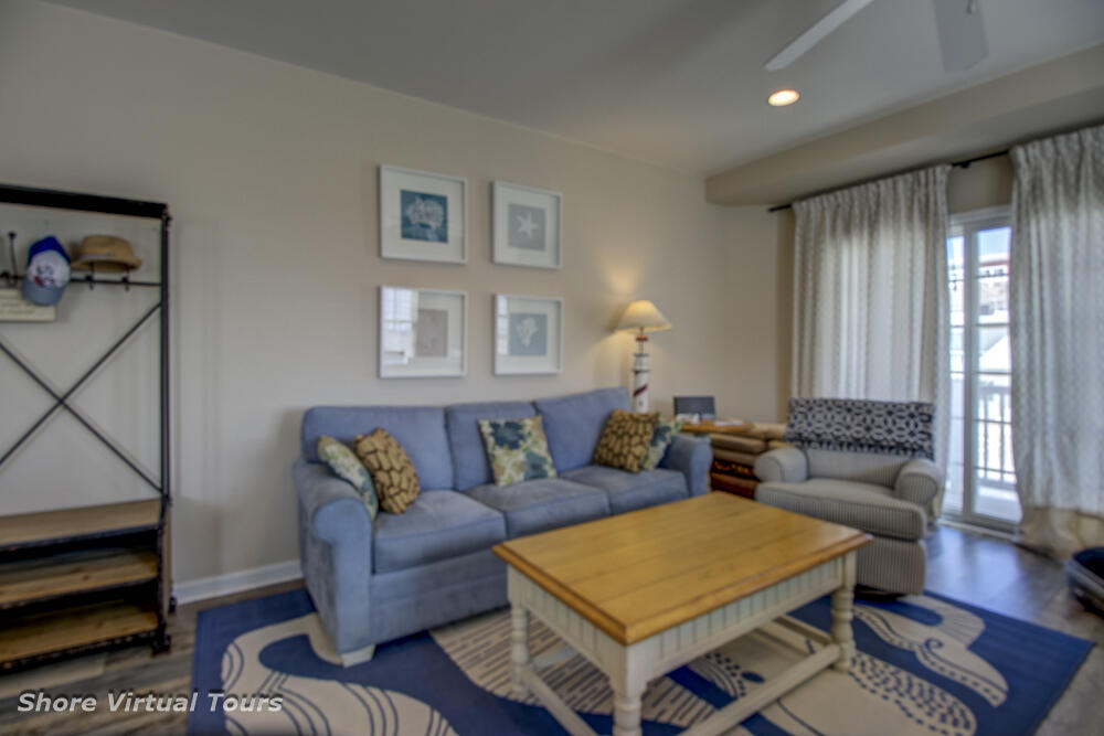 408 E Louisville #102