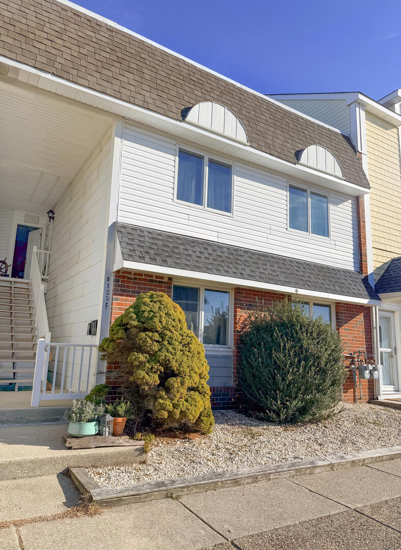 125 Seaview Court D - Image 4