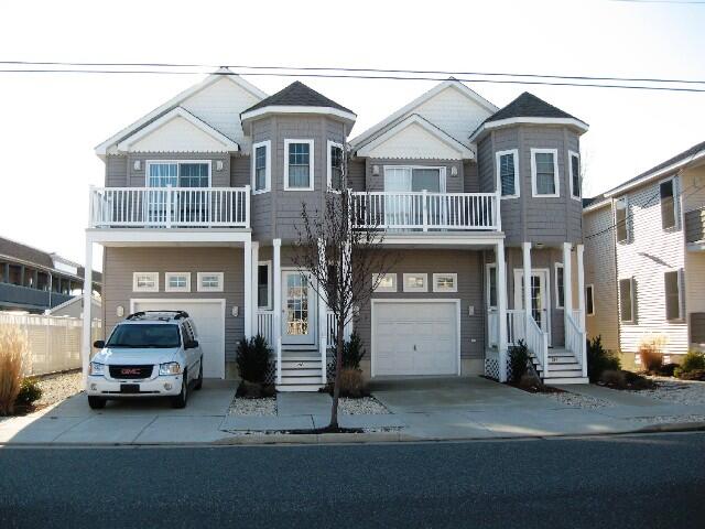 216 E. Buttercup Rd.