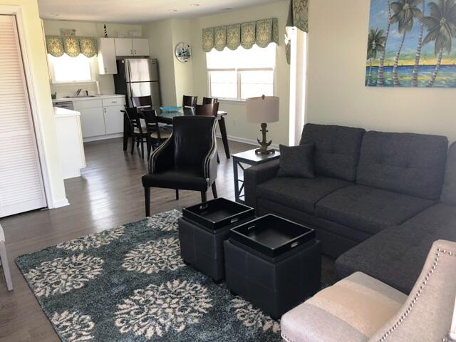 203 E Raleigh Ave. 2nd fl S