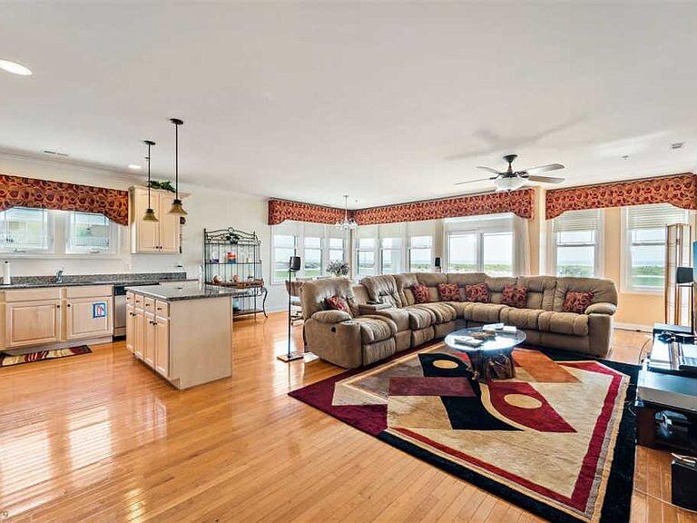 408 E Myrtle Ave., #103 H - Image 4