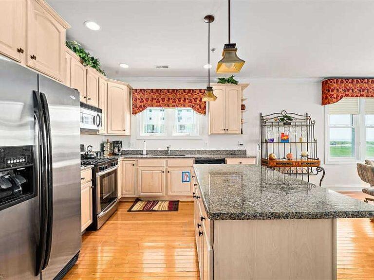 408 E Myrtle Ave., #103 H - Image 7