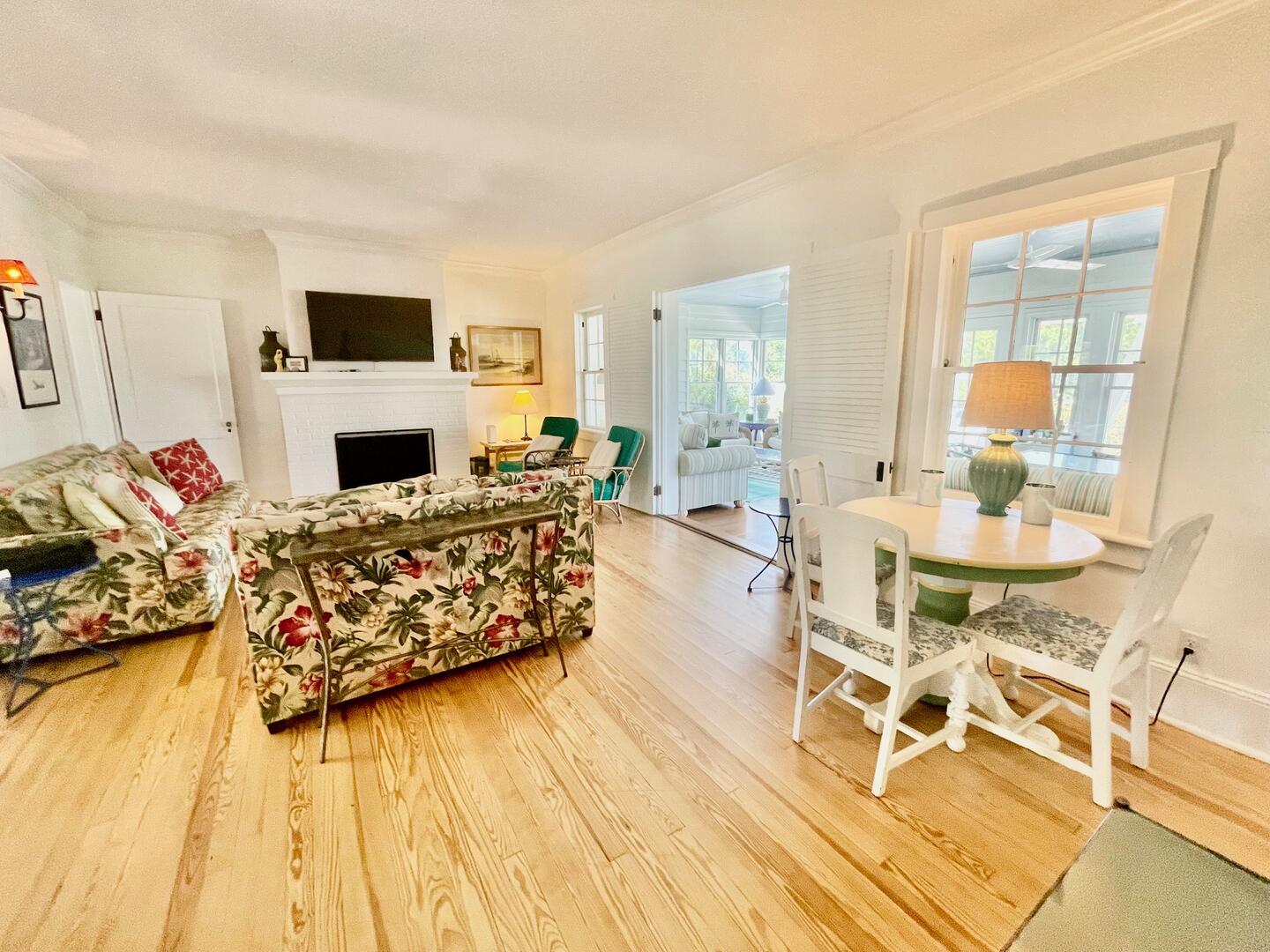 8 Mckean Avenue, Indian Beach Vacation Rental | Jack Lingo Realtors