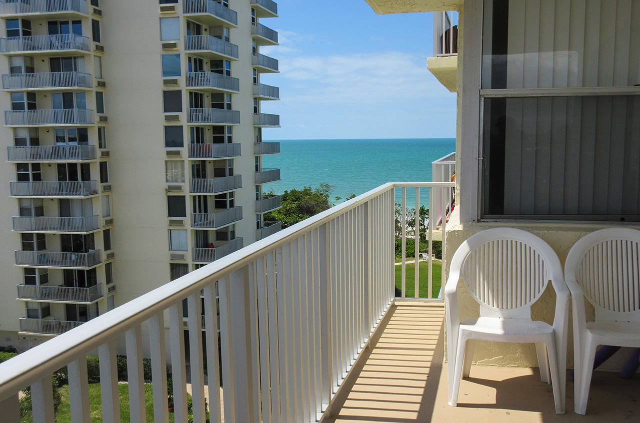 Balcony gets plenty of sunshine