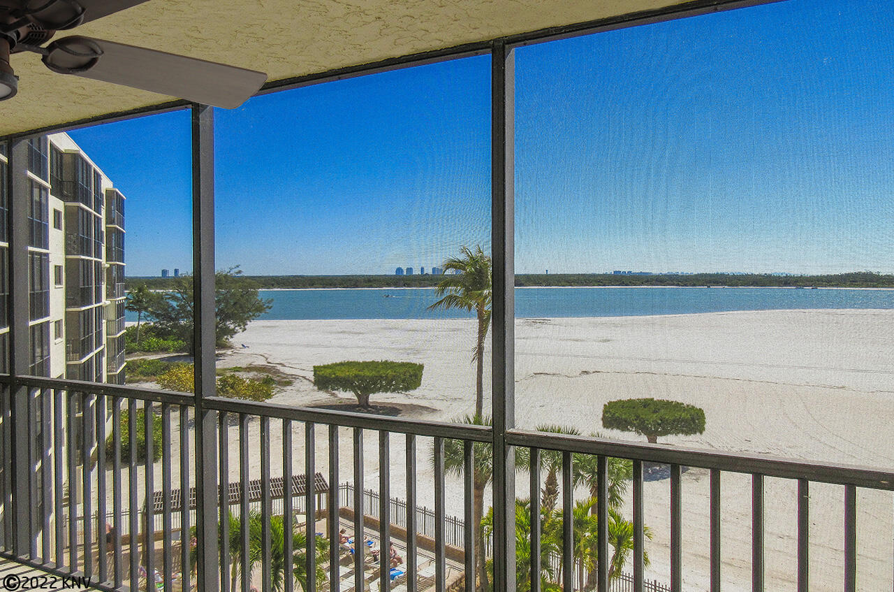 Fantastic Screened In Lanai for this corner unit