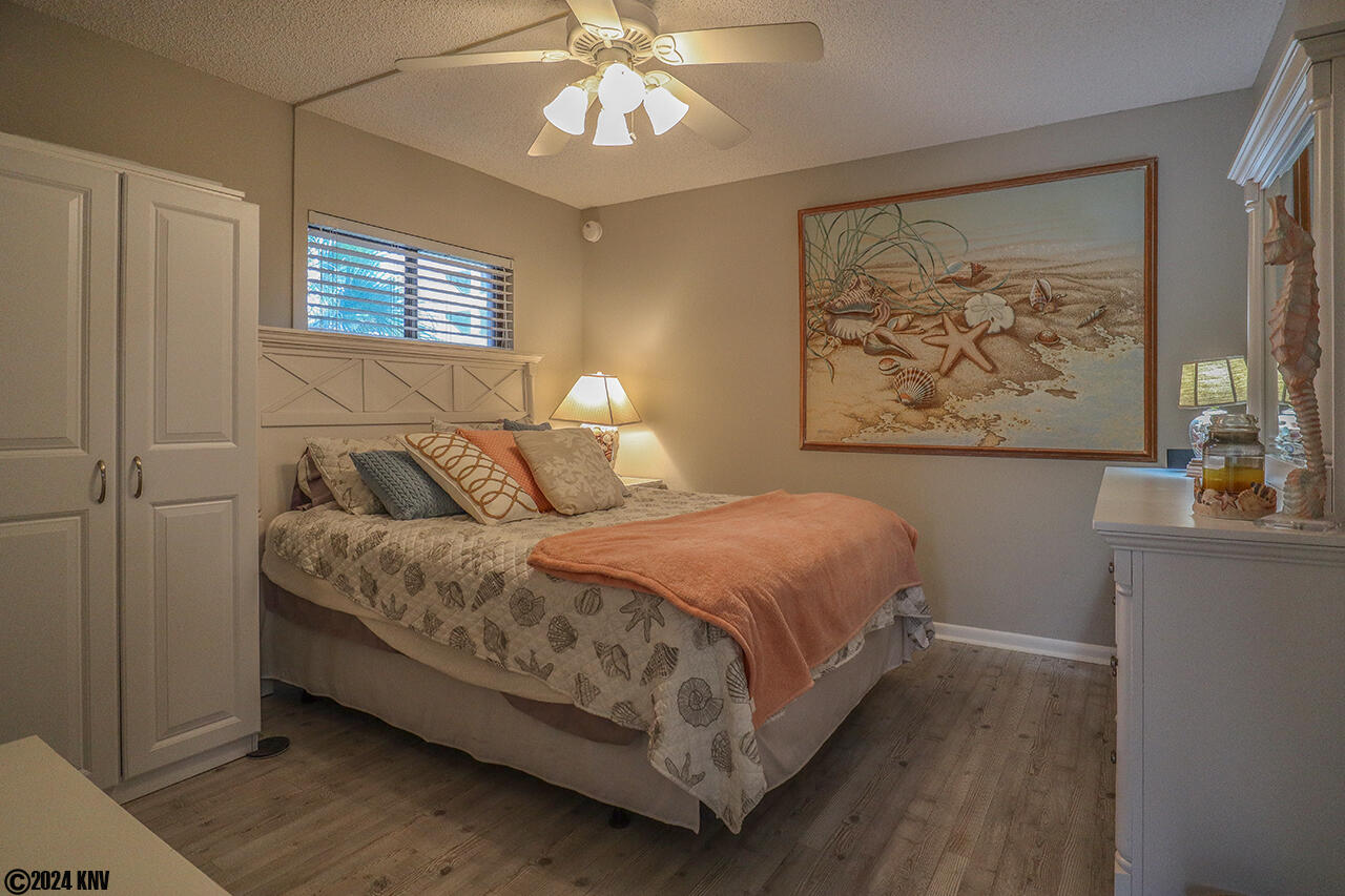 Guest Bedroom has a Queen Sized Bed