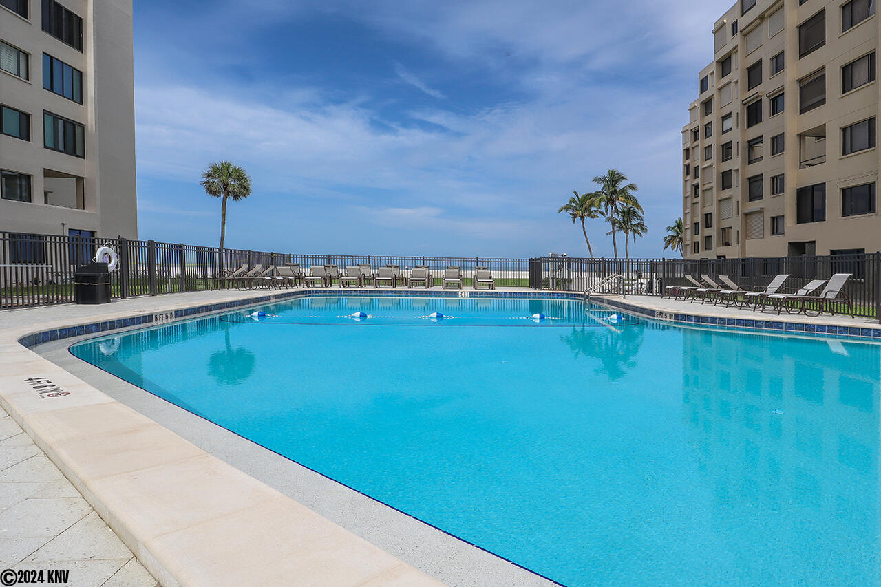 Sandarac Heated Pool