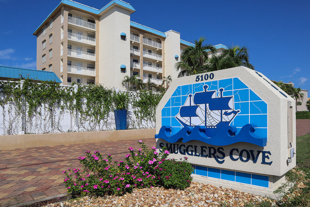 Smugglers Cove on Fort Myers Beach