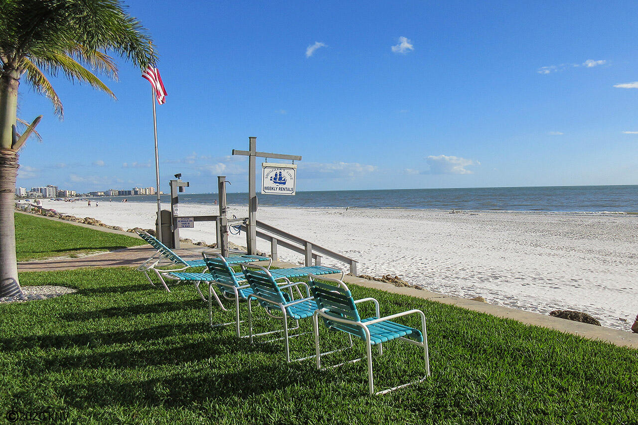 Smugglers Cove Beachfront - your lounge chair is waiting for you