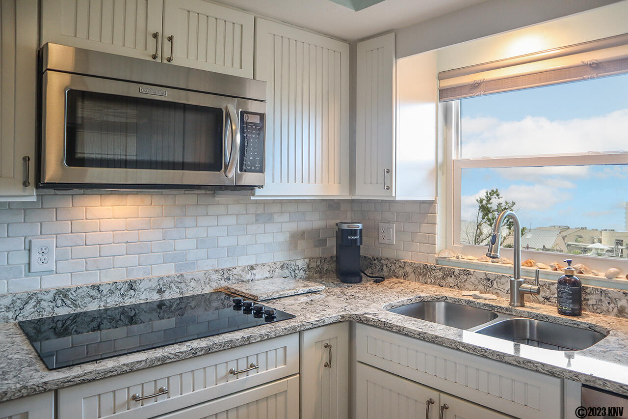 Newly Remodeled Kitchen has been outfitted with high end appliances