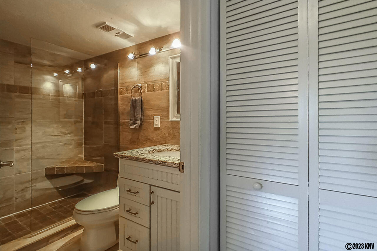 Newly Remodeled Guest Bath