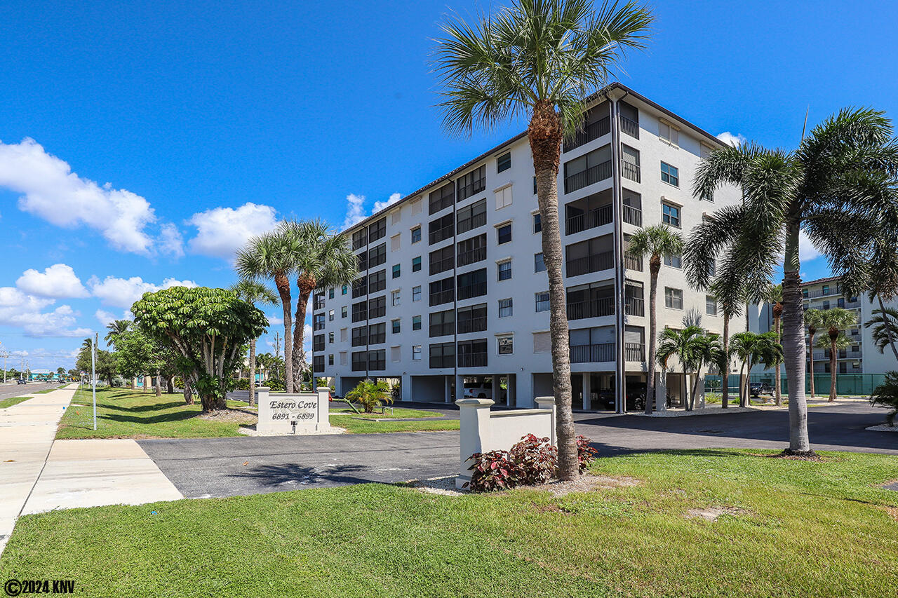 Estero Cove sits just across the street from the Gulf