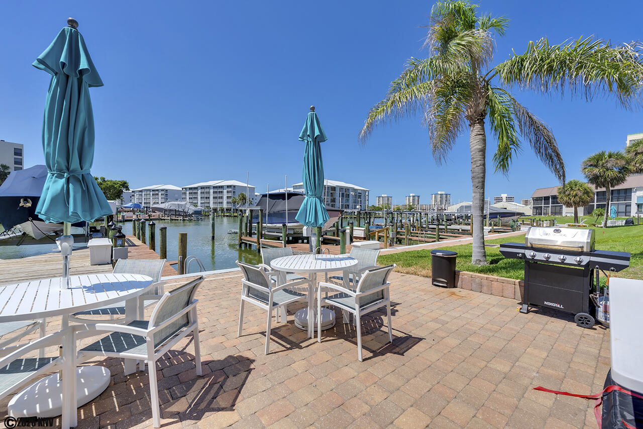 BBQ and Picnic Area on the water