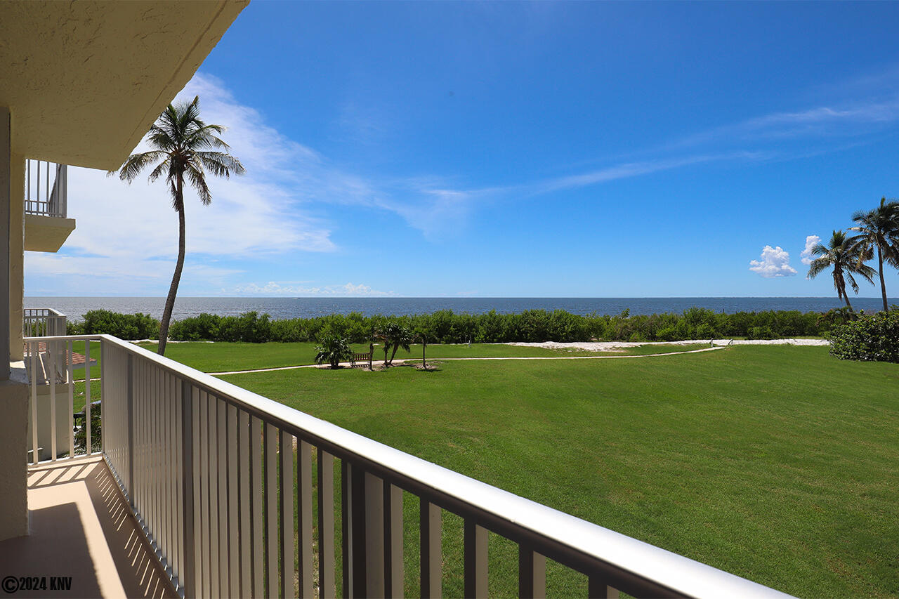 Estero Beach & Tennis Club 107A-0107A