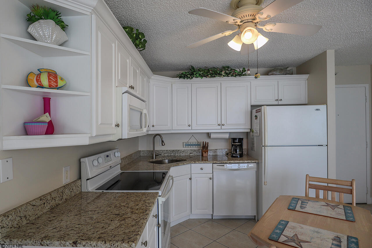 Full Kitchen includes new appliances, including a dishwasher 