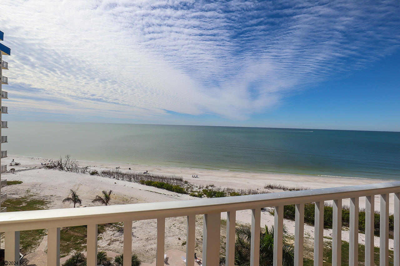 Estero Beach And Tennis Club 804A
