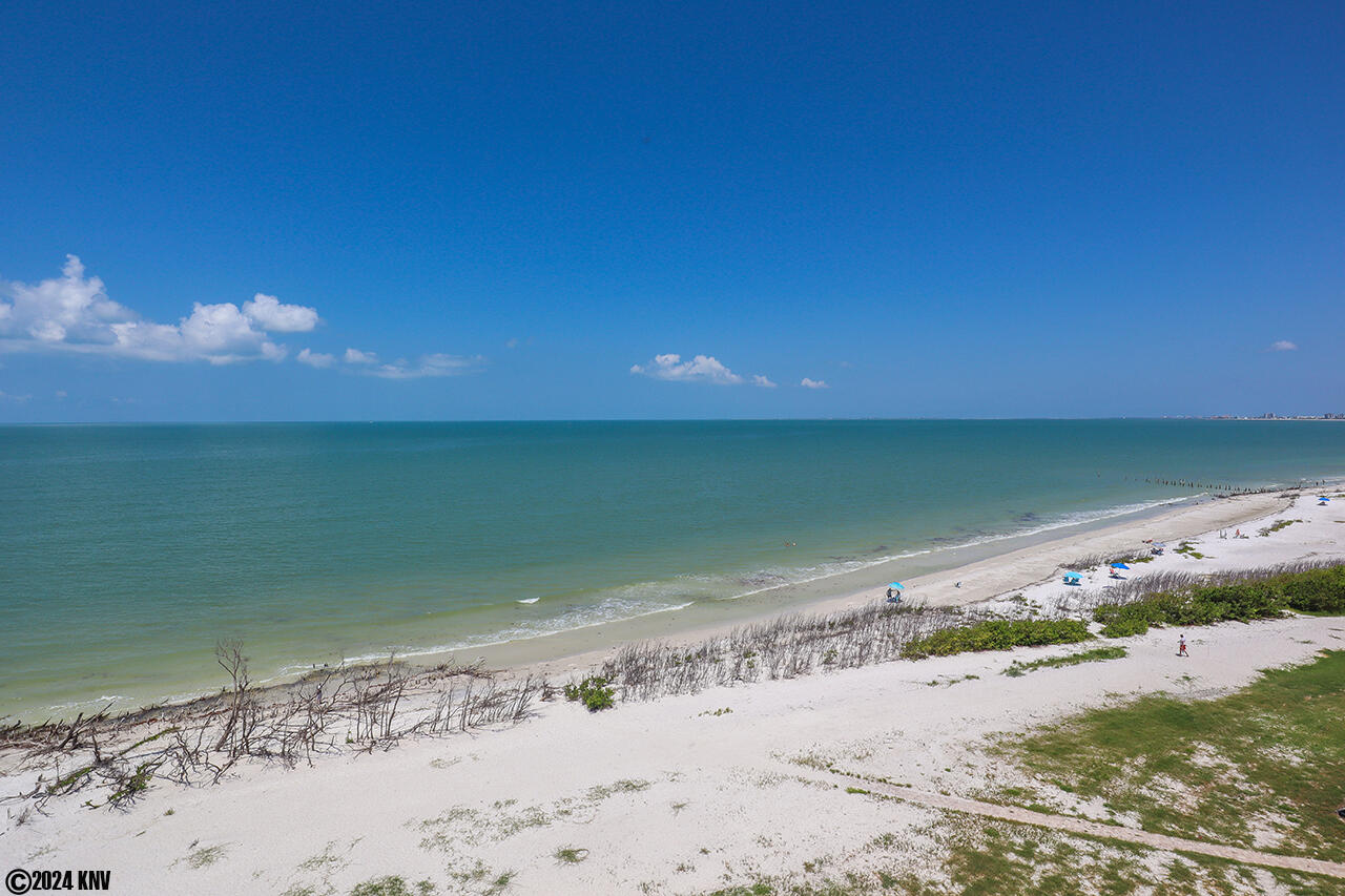 Your spectacular panoramic view of the turquoise blue Gulf waters