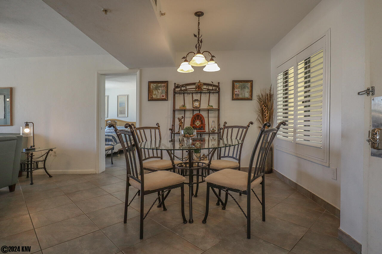 Dining Area at Santa Maria 302