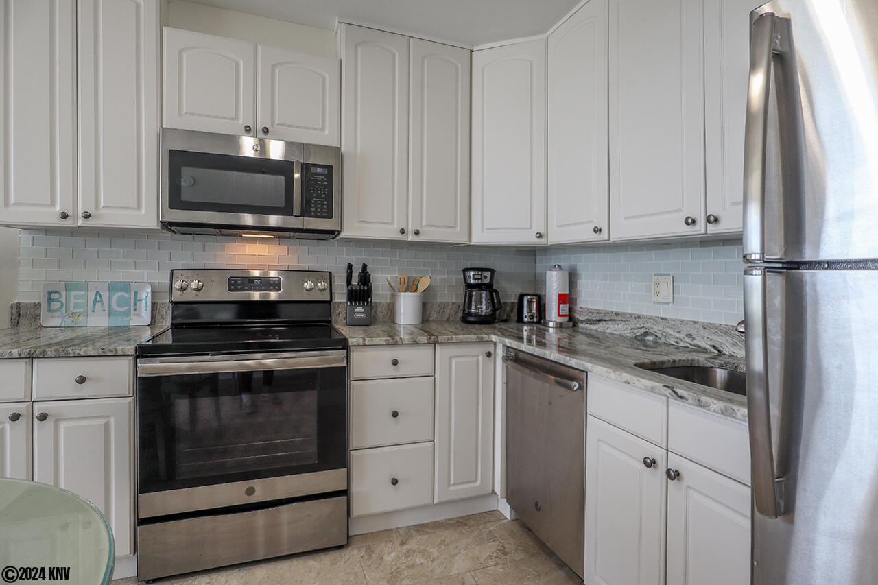 New Kitchen with new appliances, including that oh-so-important dishwasher