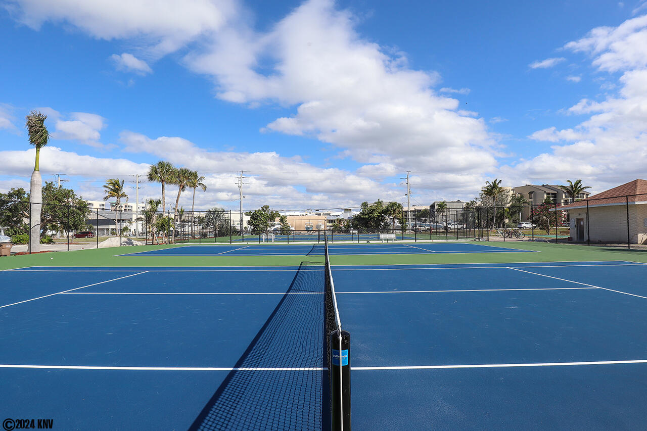 Brand NEW Har-Tru Tennis and Pickleball Courts