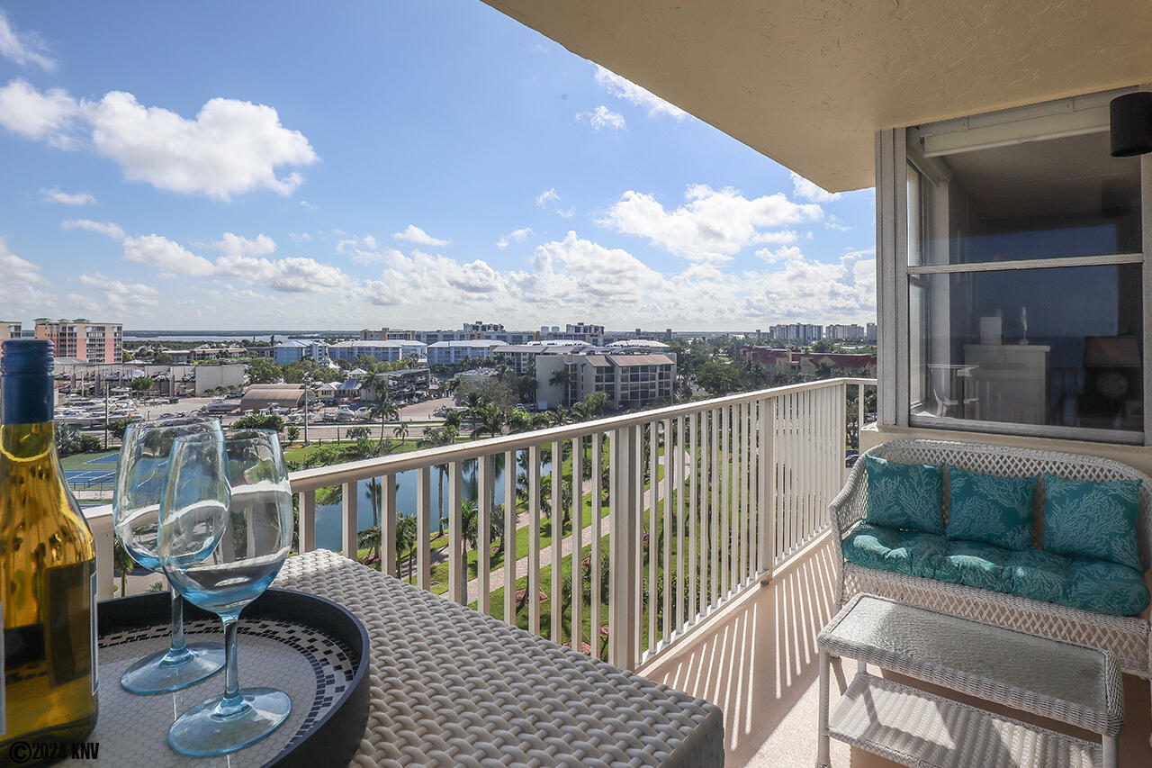 You can relax or dine out on the Balcony