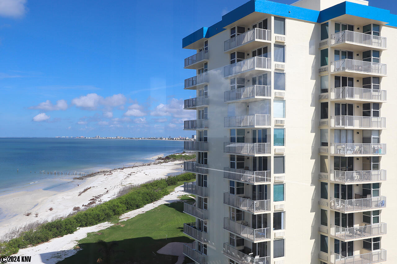 Gulf View from your Balcony