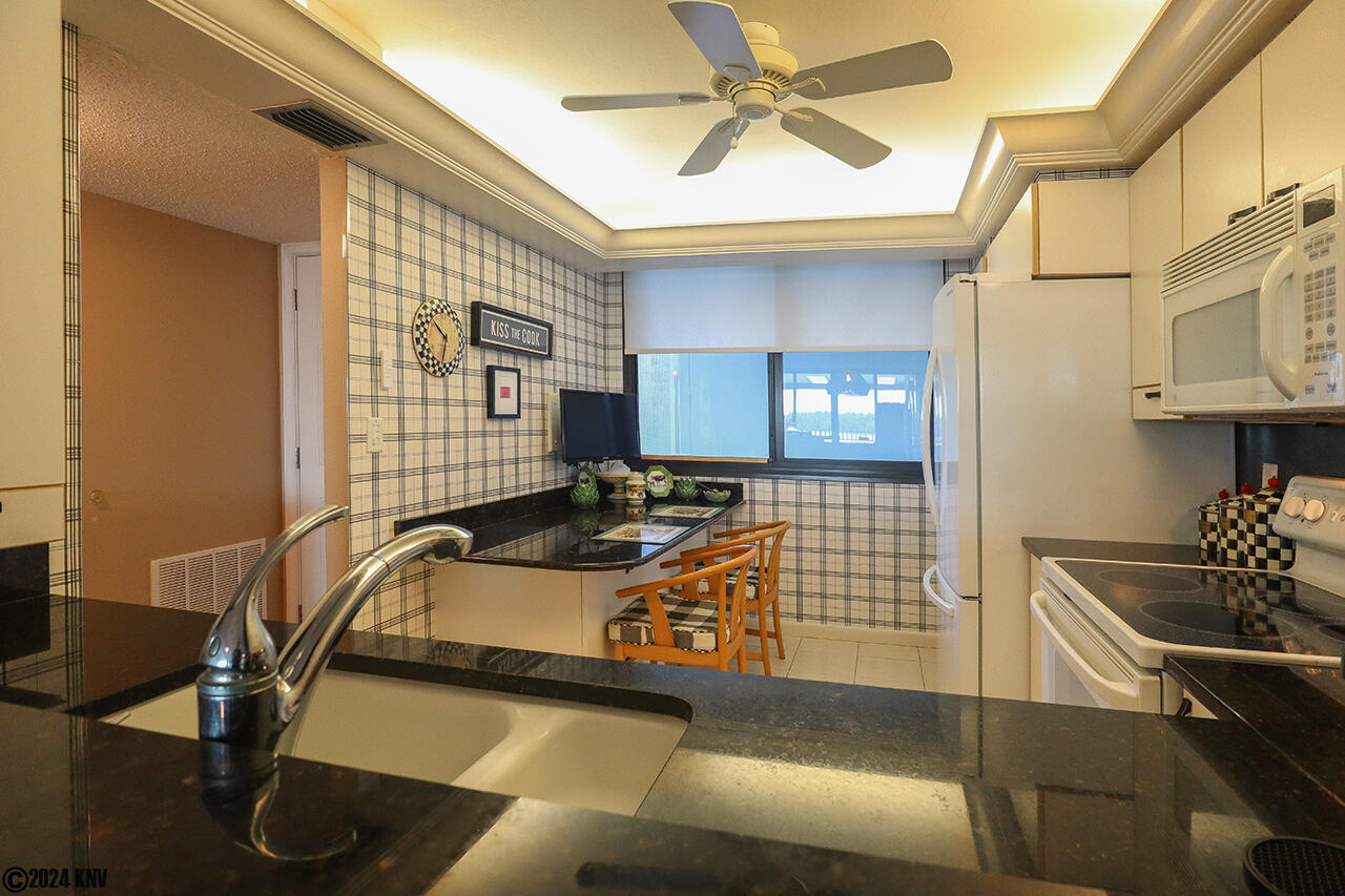 When not dining out, utilize the well-equipped Kitchen