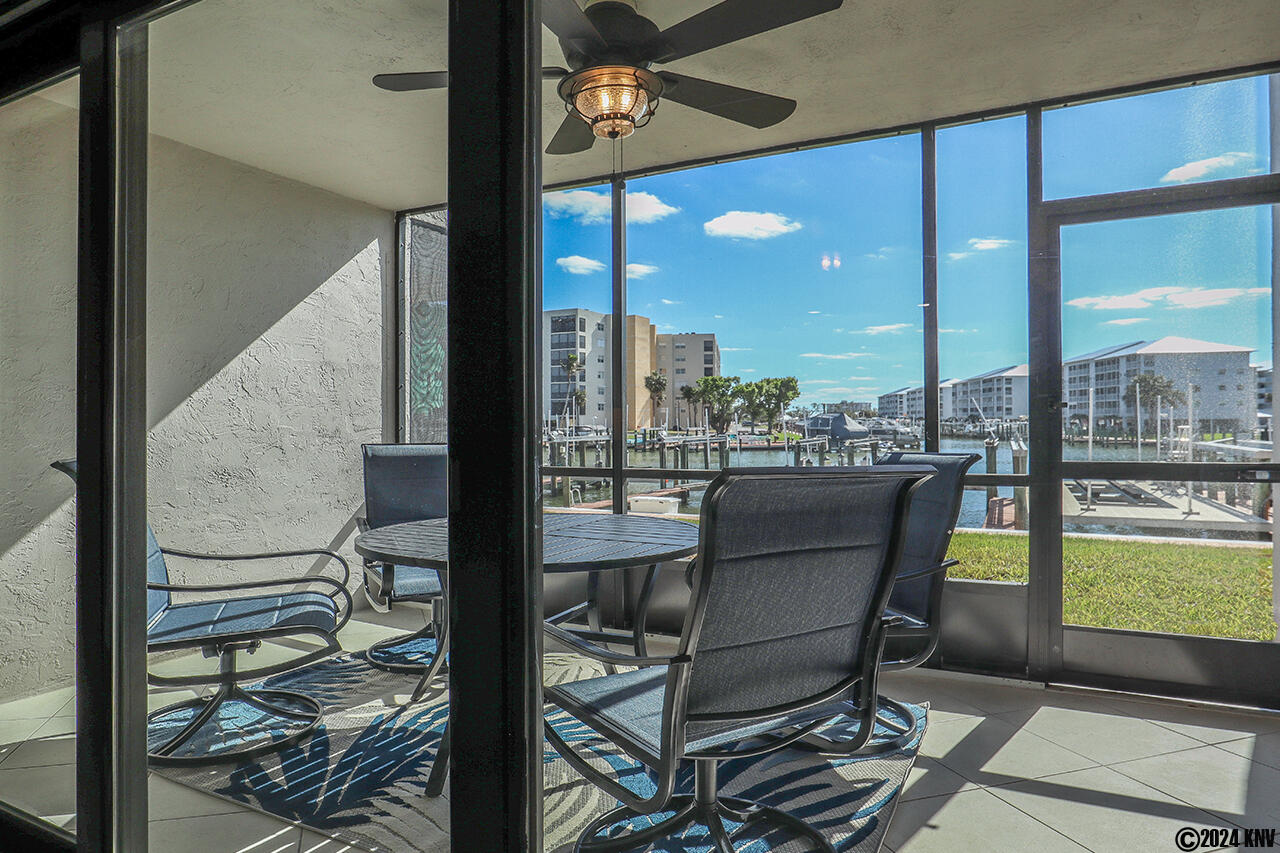 Estero Yacht & Racquet Club 215-EY215