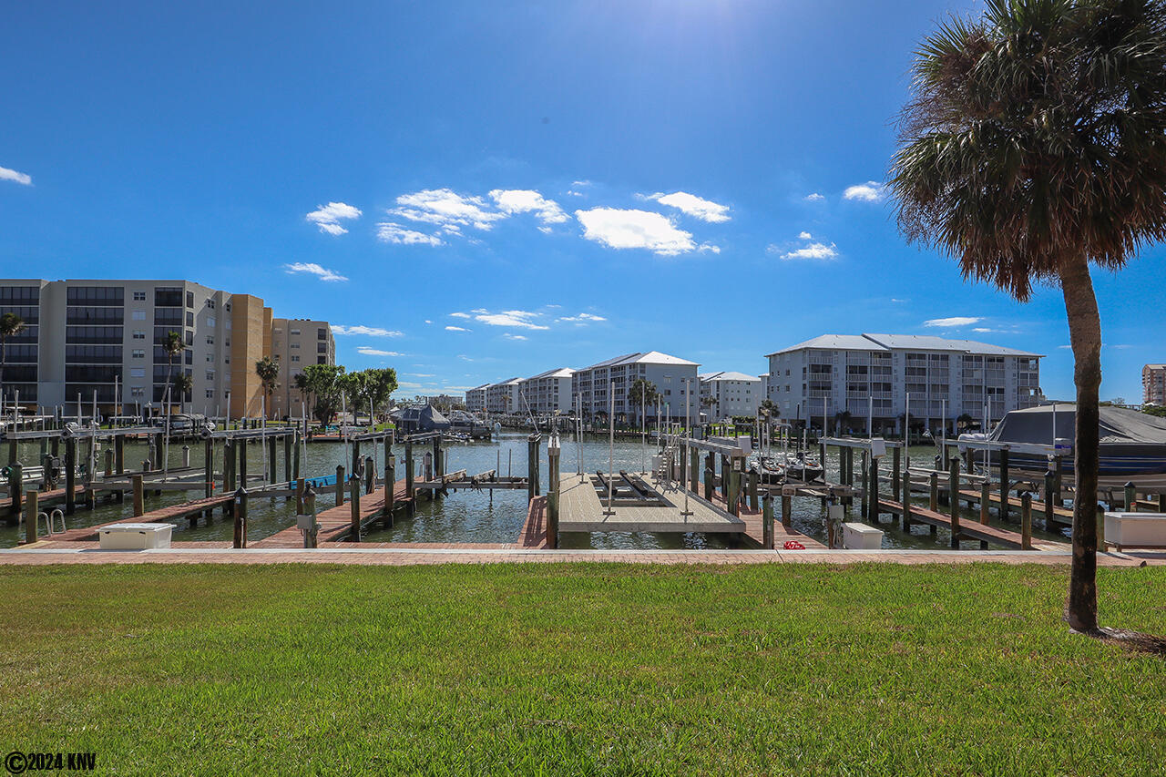 Gorgeous waterfront steps away from your walk out Screened In Lanai.