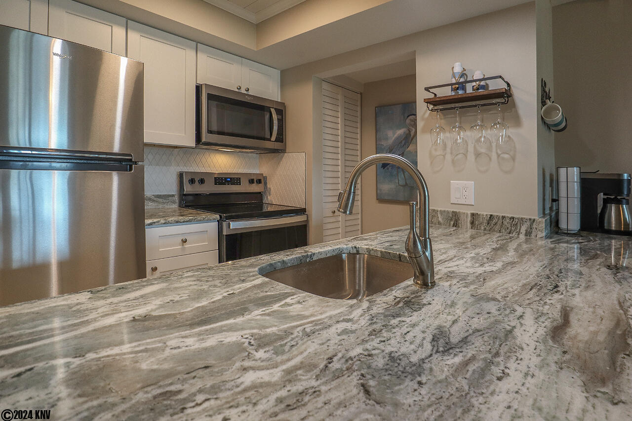 Designer elements have been included in this FABULOUS new Kitchen