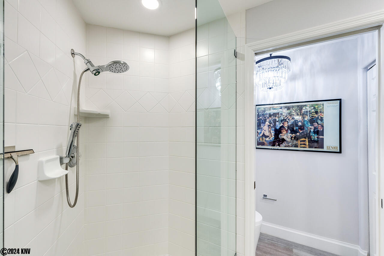 Beautifully designed Walk In Shower