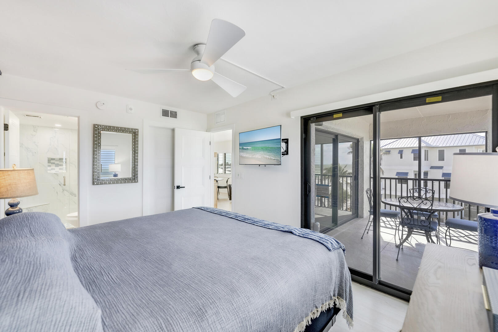 Master Bedroom En Suite has its own TV and private Lanai access