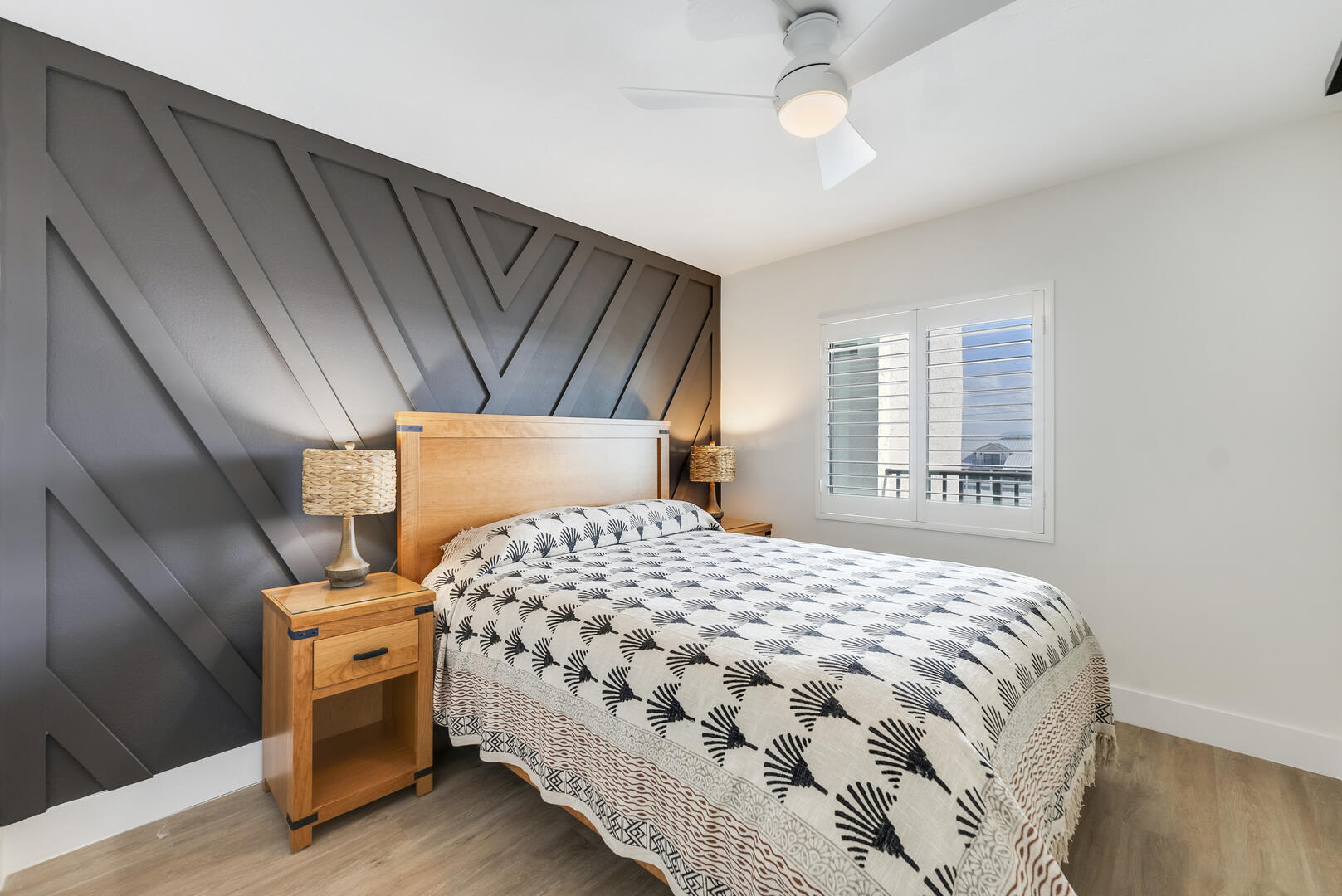 Guest Bedroom has a Queen Sized Bed