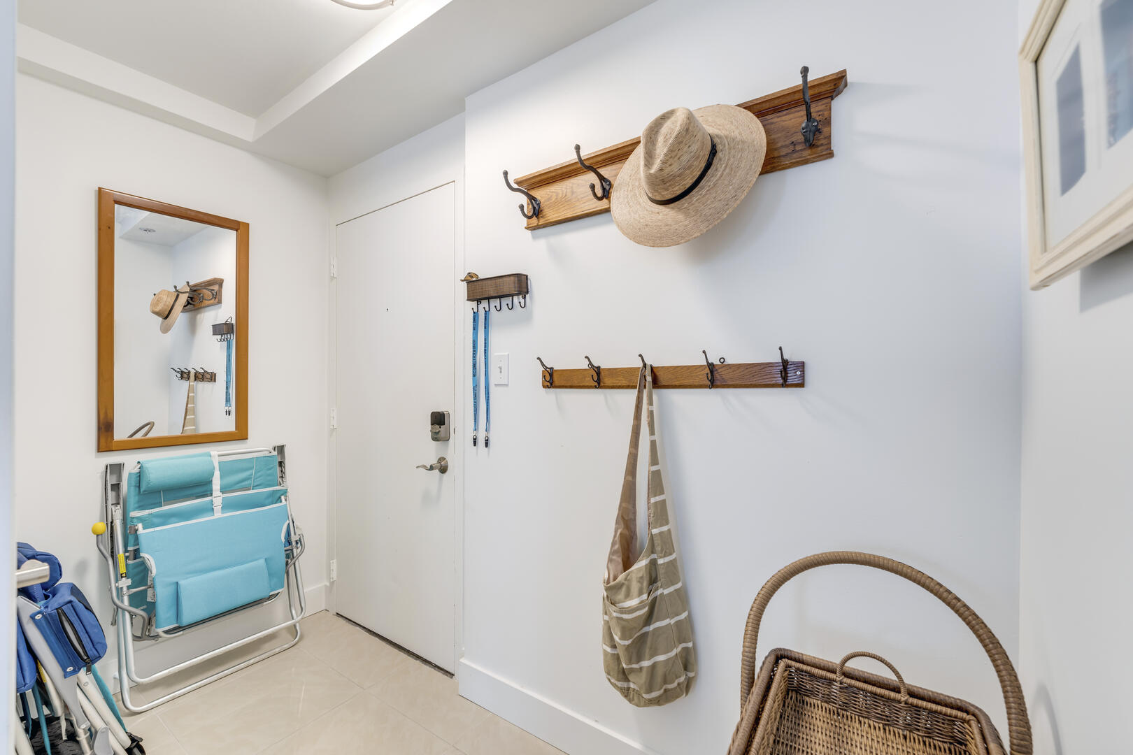 Entryway Estero Beach and Tennis 906A