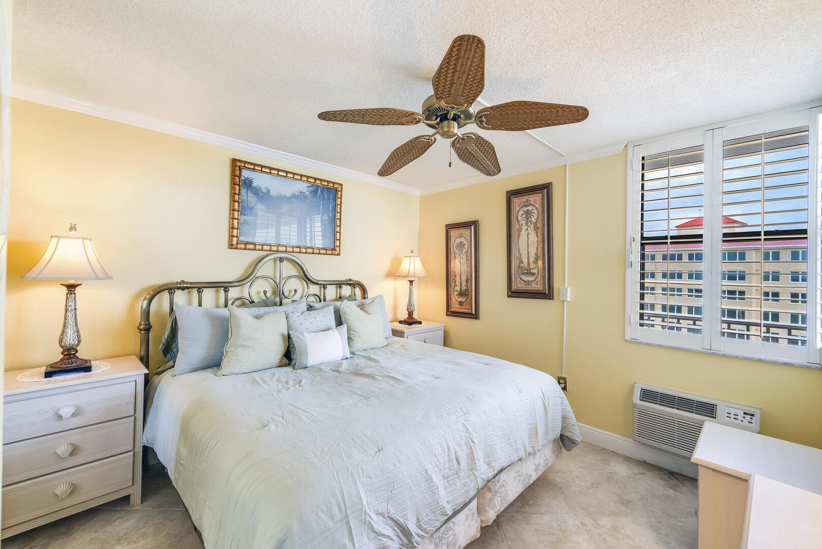 Master Bedroom With King Sized Bed