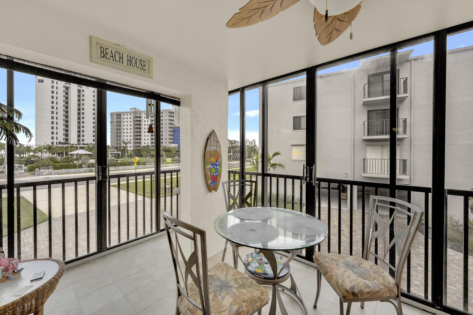 Large spacious corner balcony