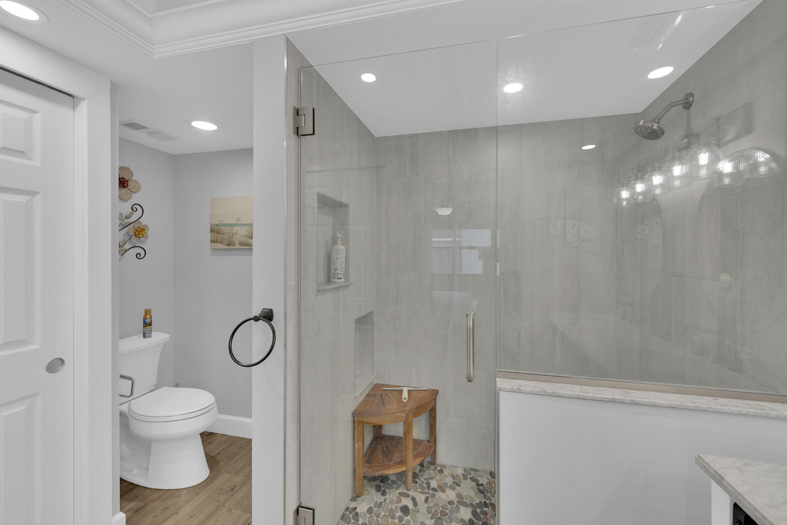 Nice newly renovated master bathroom