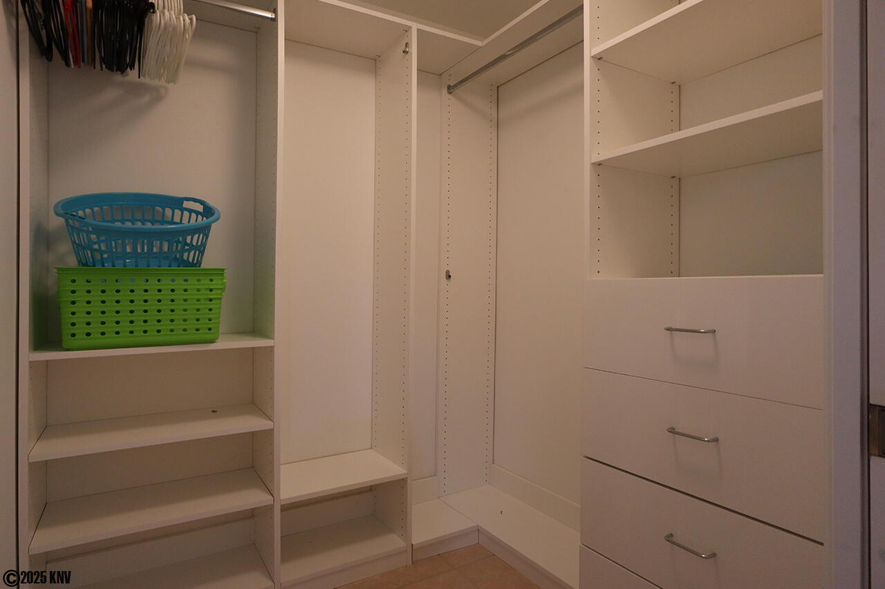 Huge Master Bedroom Closet