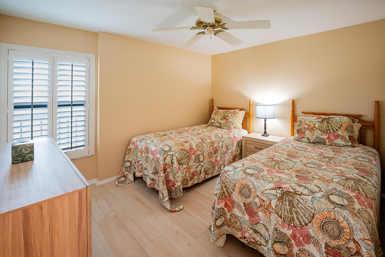 Guest Bedroom has Two Twin Beds