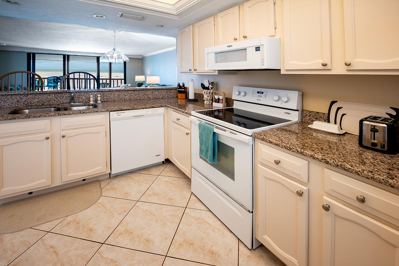 Kitchen has all brand new appliances, including a dishwasher