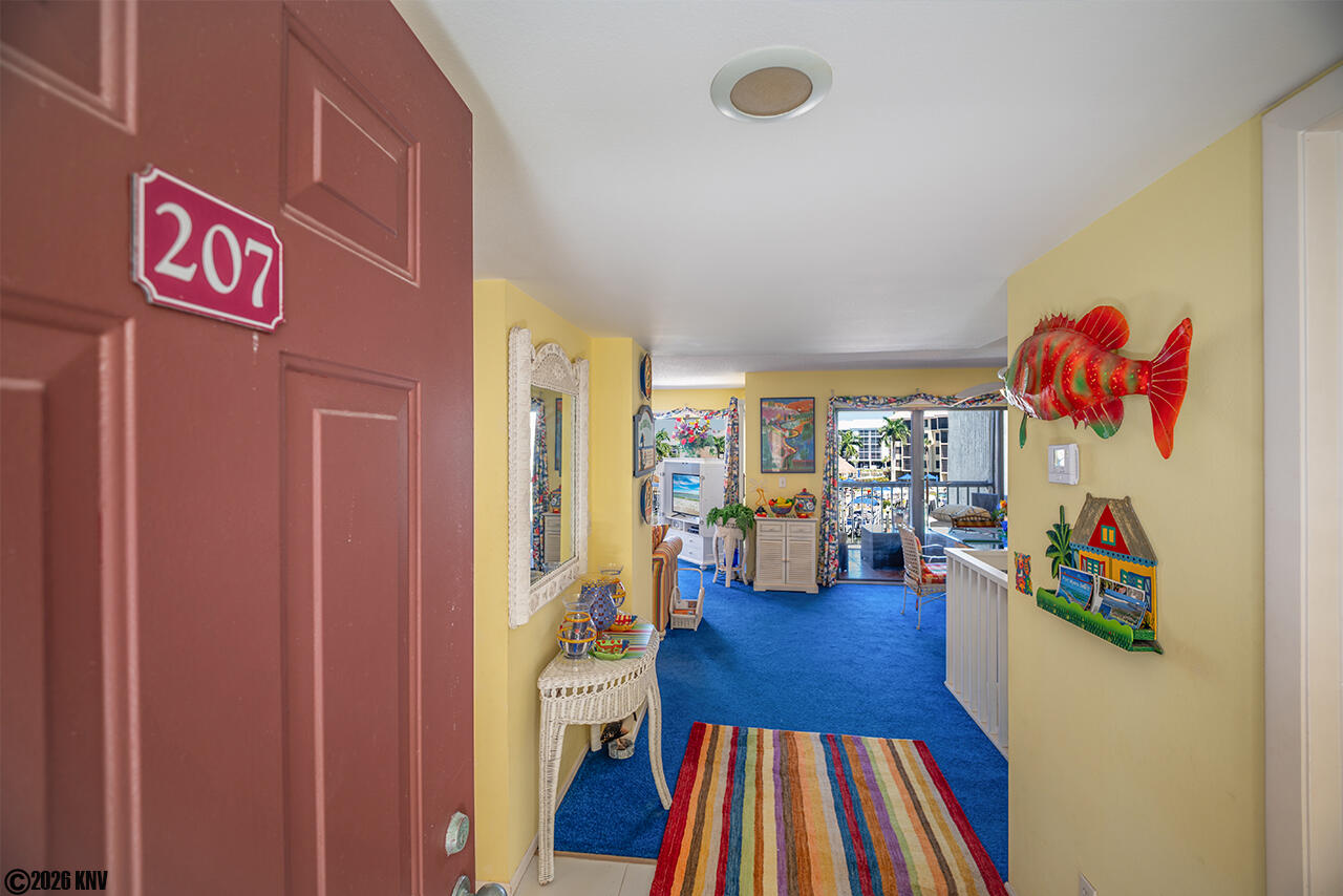 Welcome to Santa Maria Harbour 207! Perfectly located to enjoy fun in the sun on Fort Myers Beach
