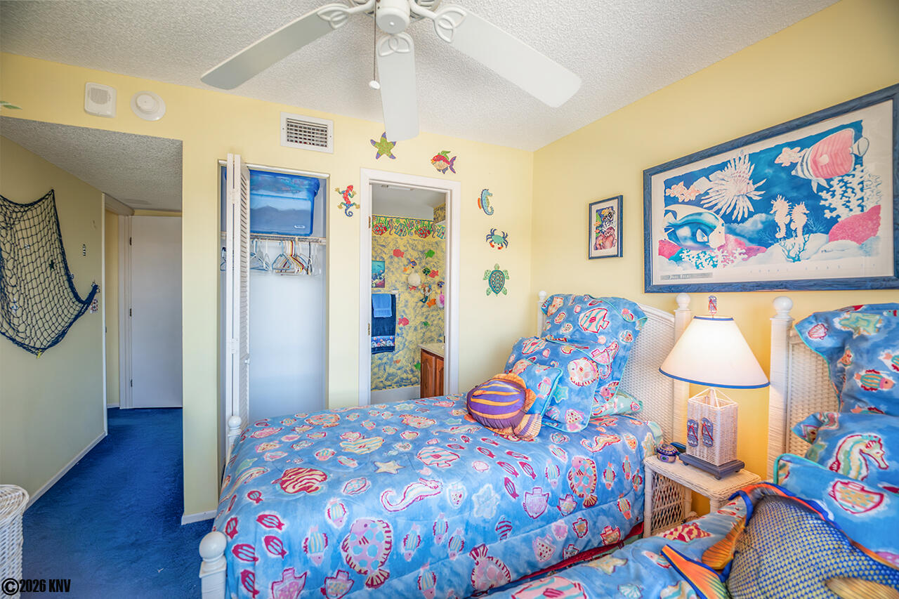 Guest Bedroom En Suite
