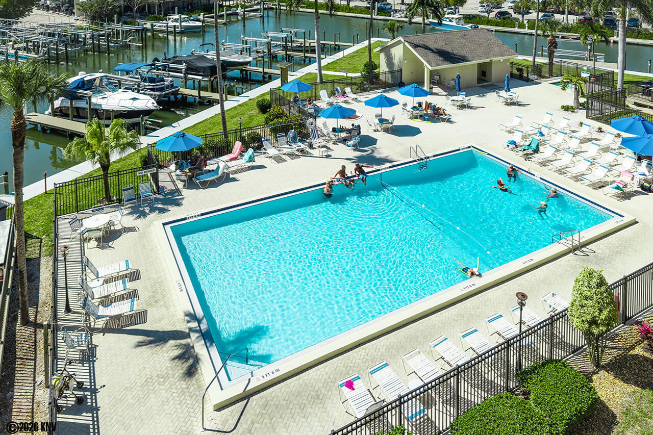 Santa Maria Harbour boasts the largest pool on the island