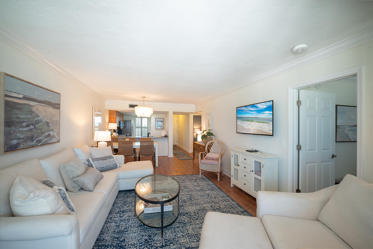 Shamron Beach Club 505
