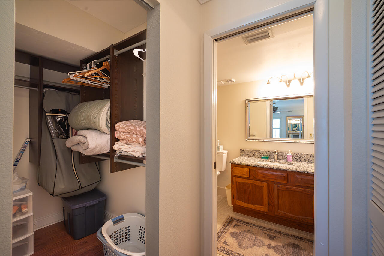Master Bath En Suite