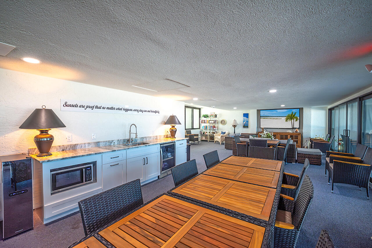 Guests can enjoy the Shamron Beach Club party room