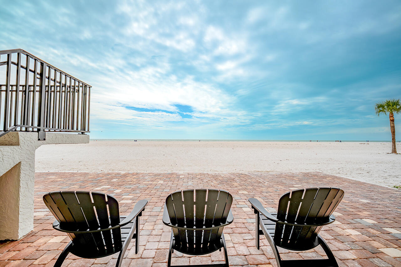 Shamron Beach Club's Beachfront is EXPANSIVE, SECLUDED and BEAUTIFUL