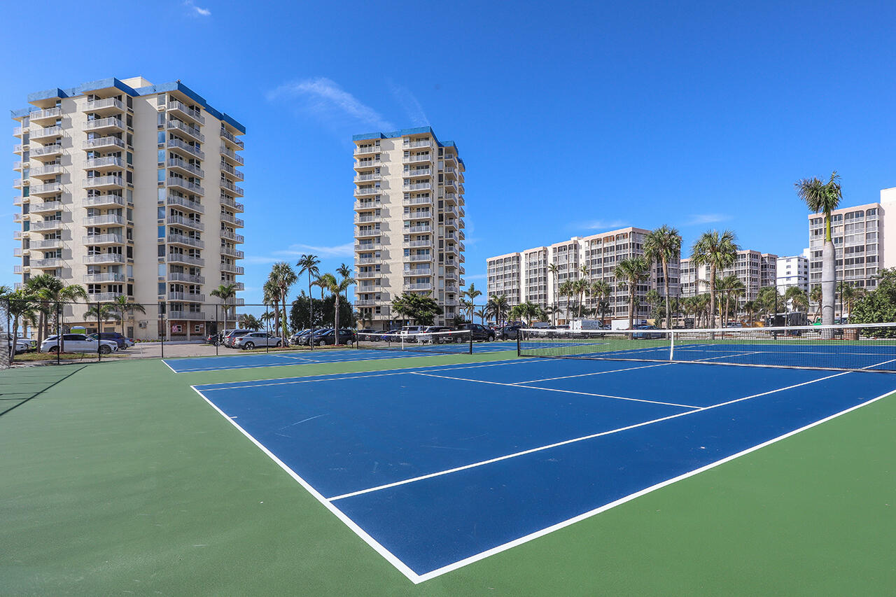Brand NEW Har-Tru Tennis and Pickleball Courts